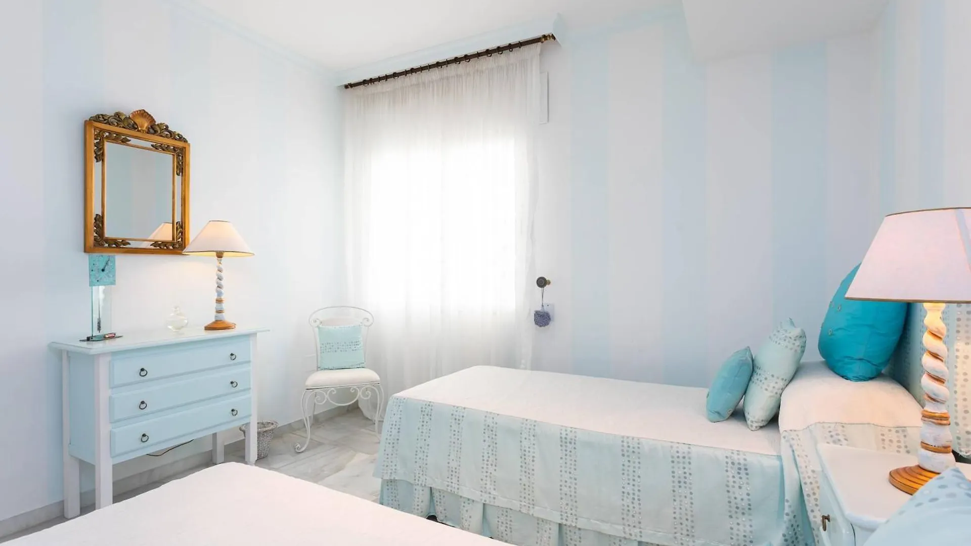 Bahia De Marbella Apartment 0*,